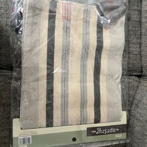 Table Runner